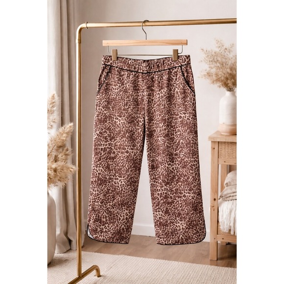 Secret Treasures Other - Secret Treasures Leopard Pajama Pants Women's M Lounge Sleepwear